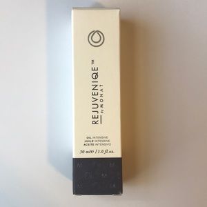 Monat Rejuvenique Oil for hair - NEW in Box!